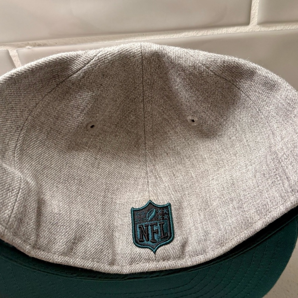 Philadelphia Eagles fitted hat. New Era. Low profile. Size 7 1/2 - Picture 4 of 6